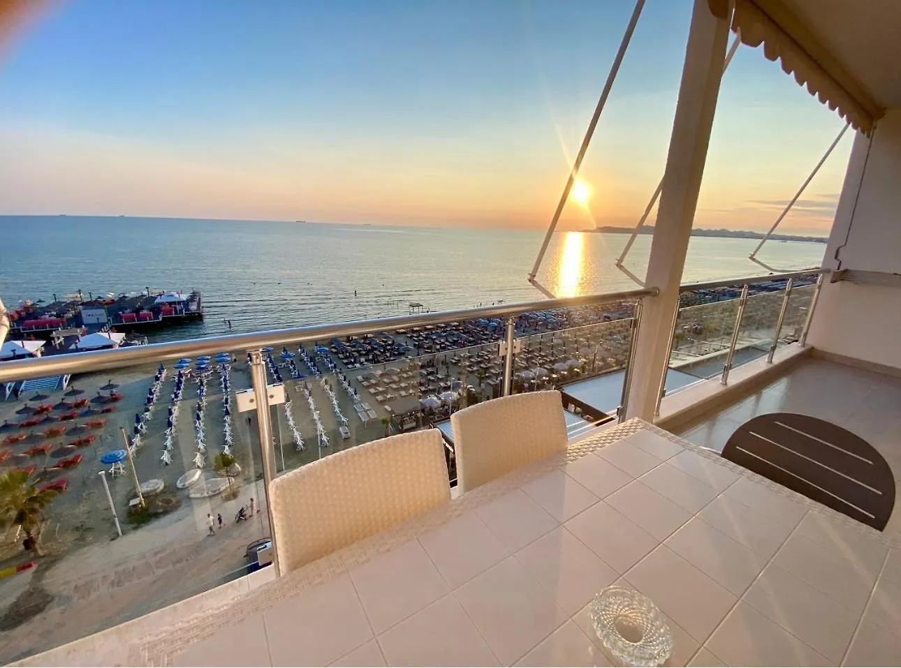 Durres Bellevue 3 Bdm Apartment アルバニア