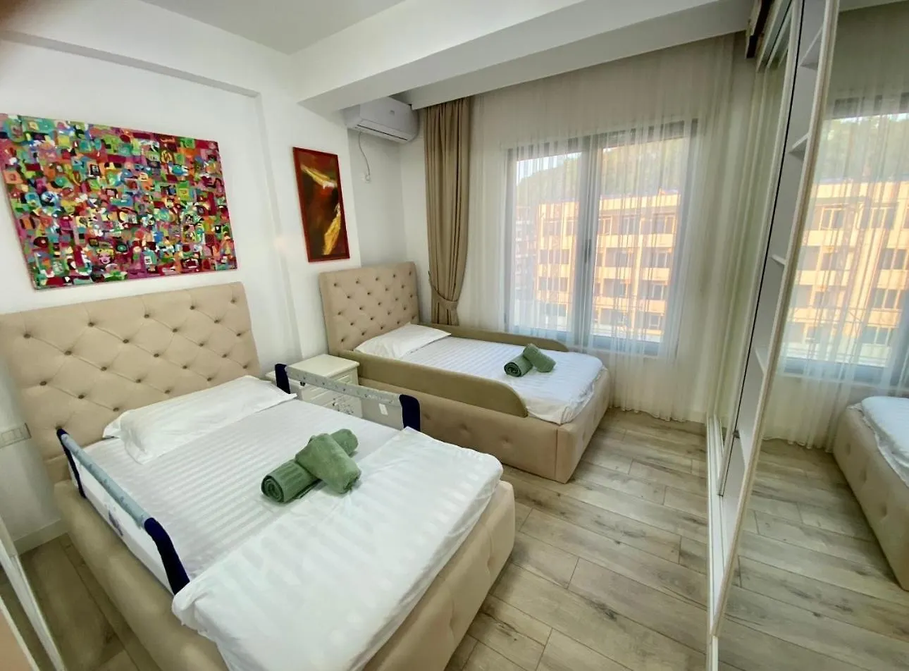 Durres Bellevue 3 Bdm Apartment 0*,  Albania